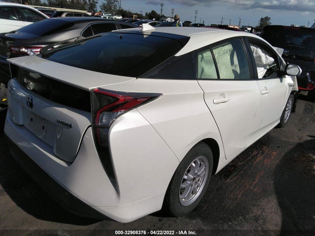 Toyota Prius Two 2016 JTDKBRFU9G3003375 Image 4