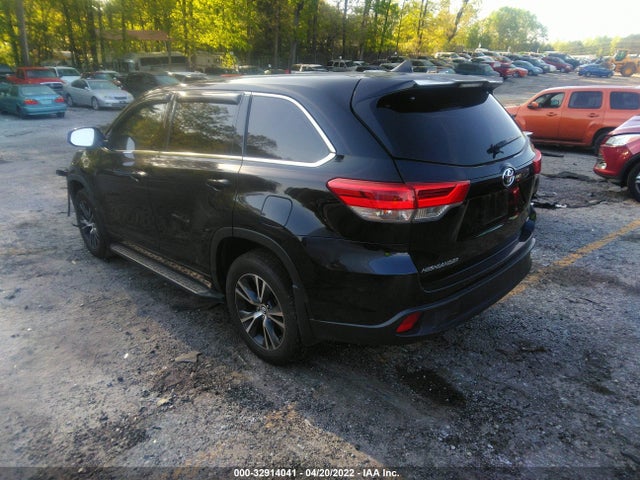 2018 TOYOTA HIGHLANDER LE VIN: 5TDZZRFH2JS280209