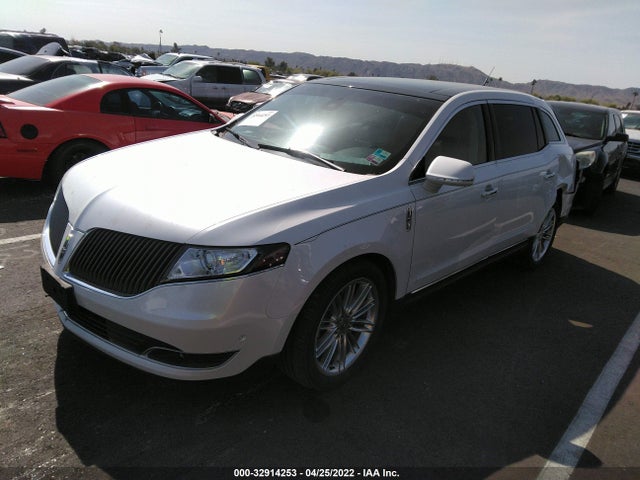 2015 Lincoln MKT, VIN: 2LMHJ5AT0FBL00960