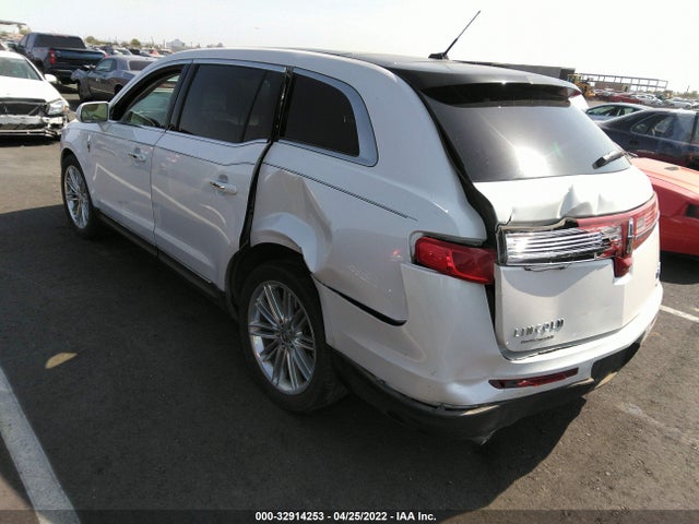 2015 Lincoln MKT, VIN: 2LMHJ5AT0FBL00960