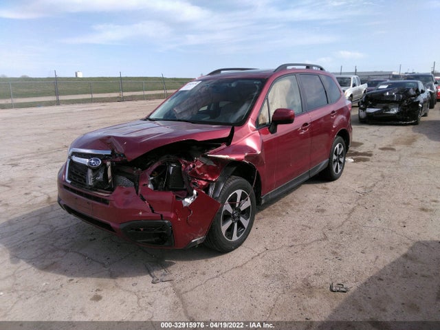 2018 SUBARU FORESTER VIN: JF2SJAGC7JH417339