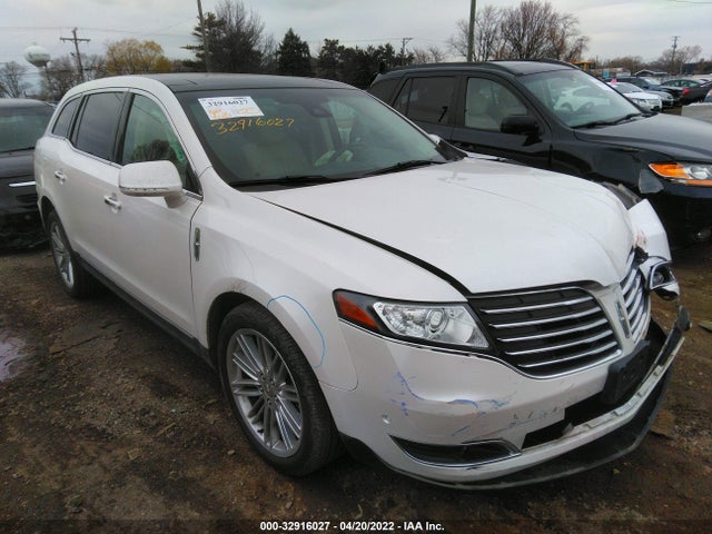 2018 Lincoln MKT, VIN: 2LMHJ5AT9JBL01629