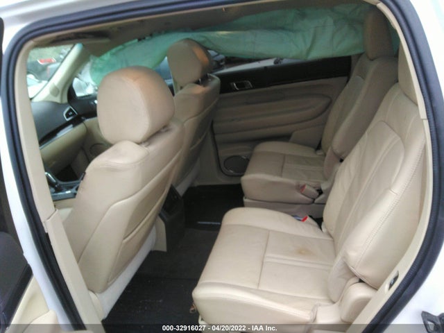2018 Lincoln MKT, VIN: 2LMHJ5AT9JBL01629