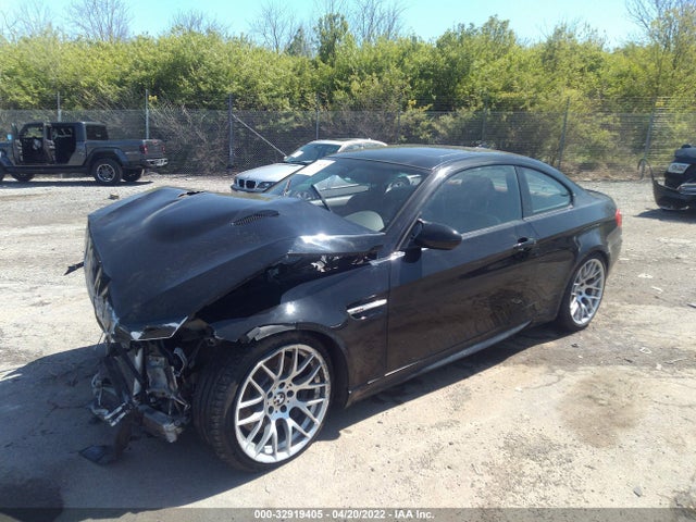 BMW M3 2013 WBSKG9C58DJ593860 Image 2