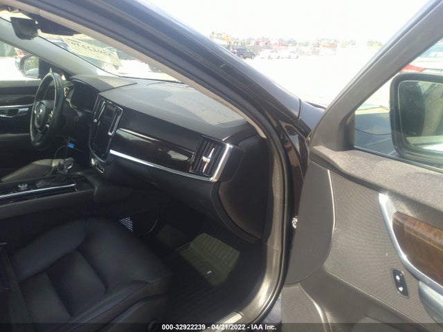 2017 Volvo S90, VIN: YV1A22MK3H1015338
