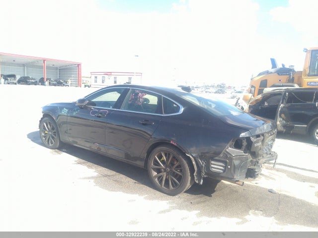 2017 Volvo S90, VIN: YV1A22MK3H1015338