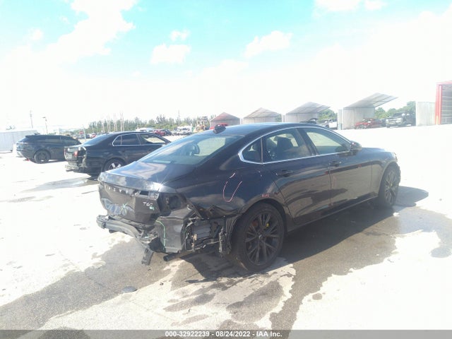 2017 Volvo S90, VIN: YV1A22MK3H1015338