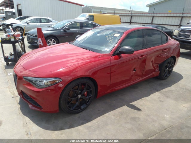 2020 Alfa Romeo Giulia, VIN: ZARFAMAN1L7625338