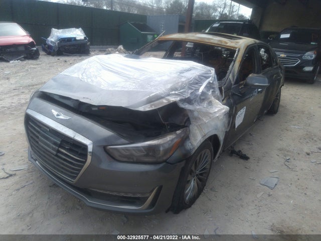 Genesis G90 5.0 Ultimate 2017 KMHG54JH9HU023952 Image 2