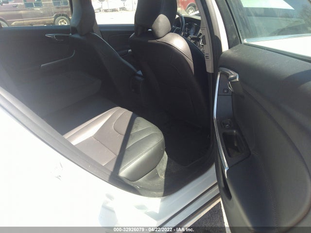 2016 Volvo V60, VIN: YV140MEK0G1294100
