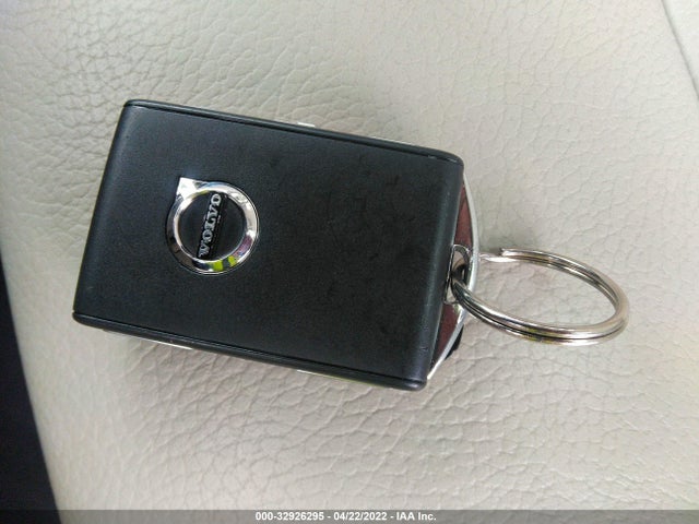 2020 Volvo S60, VIN: 7JRA22TK4LG072355