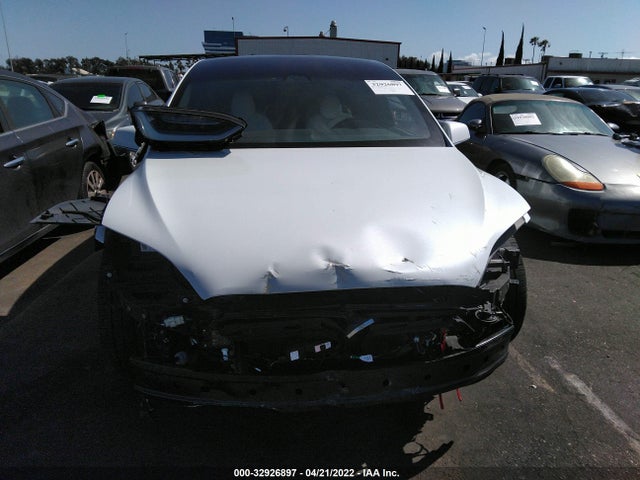 2021 Tesla Model X, VIN: 5YJXCBE45MF325375