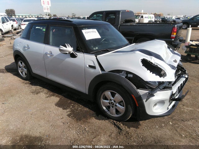2018 Mini Hardtop, VIN: WMWXU1C55J2F80268