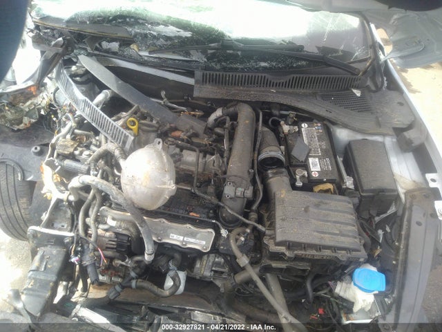 3VWC57BU9KM090513 Volkswagen Jetta S/se/r-line