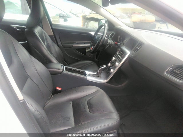 2017 Volvo V60, VIN: YV140MEK0H1335486