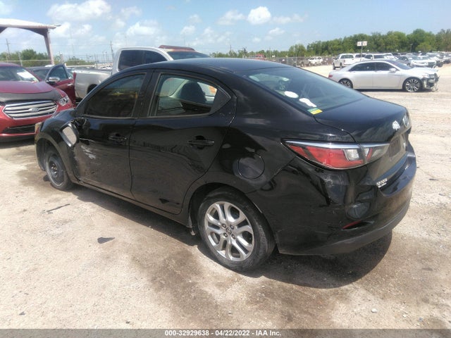 2016 Scion IA, VIN: 3MYDLBZV9GY105446