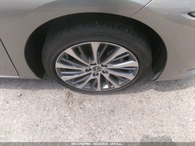 2021 Lexus ES, VIN: 58ADA1C14MU003334