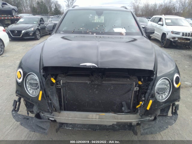 2019 Bentley Bentayga, VIN: SJAAM2ZV4KC024775