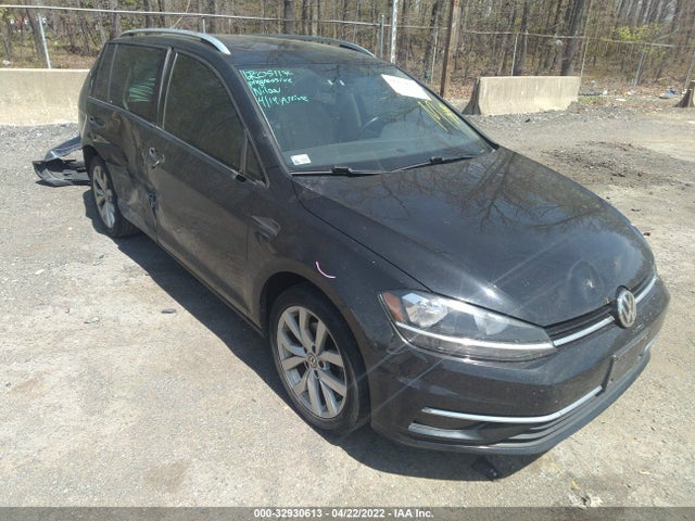 2018 Volkswagen Golf, VIN: 3VWL17AU8JM755347