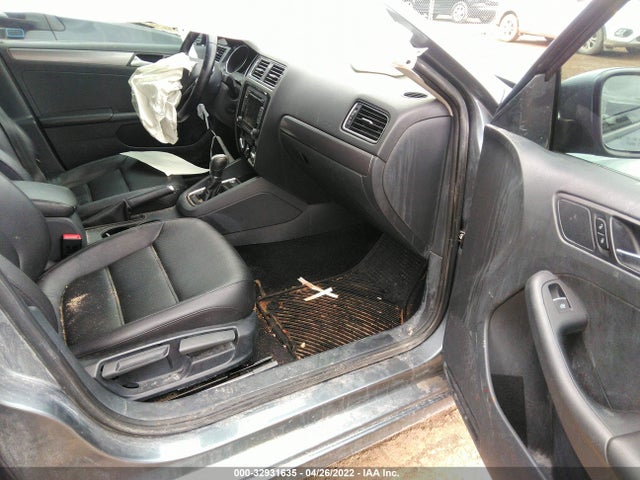 3VWLA7AJ6FM292105 Volkswagen Jetta Sedan 2.0l Tdi Se