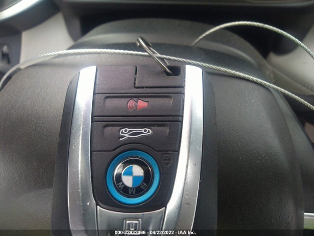 2016 BMW i8, VIN: WBY2Z2C51GV674686