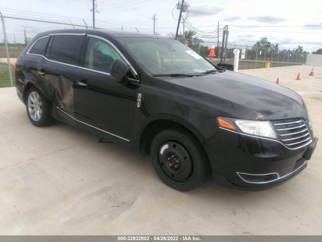 2018 Lincoln MKT, VIN: 2LMHJ5FK9JBL02179