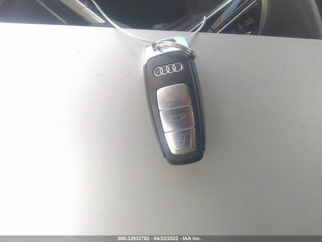 2019 Audi A6, VIN: WAUL2AF21KN054335