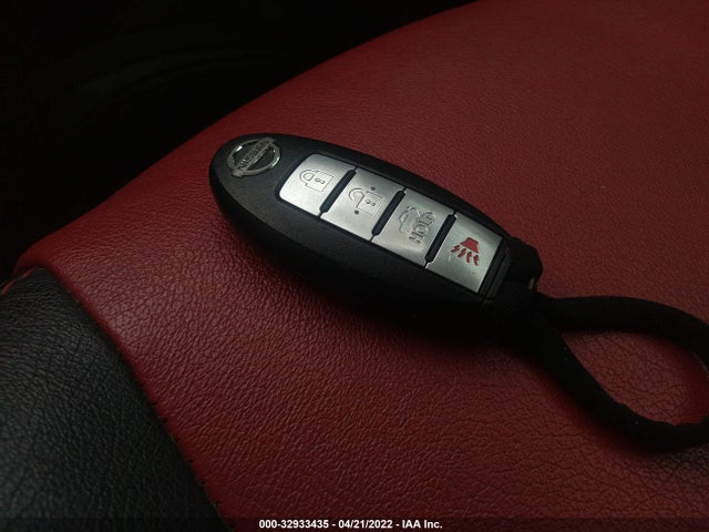 2013 Nissan Sentra Sr მანქანა იყიდება აუქციონზე, vin: 3N1AB7AP2DL770411, აუქციონის ნომერი: 32933435