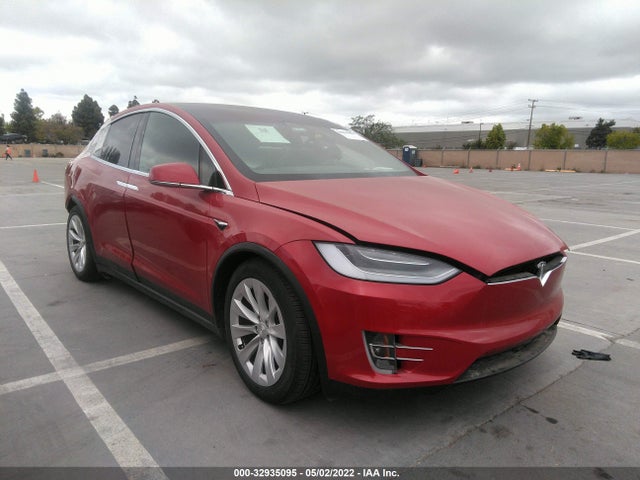 2021 Tesla Model X, VIN: 5YJXCBE23MF316074