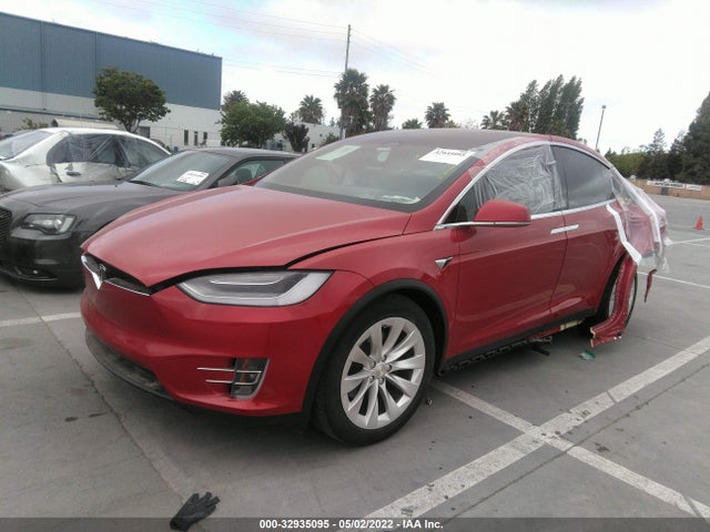 2021 Tesla Model X, VIN: 5YJXCBE23MF316074