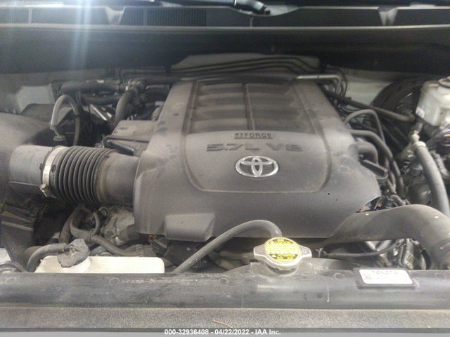 2015 Toyota Sequoia, VIN: 5TDJY5G16FS113630