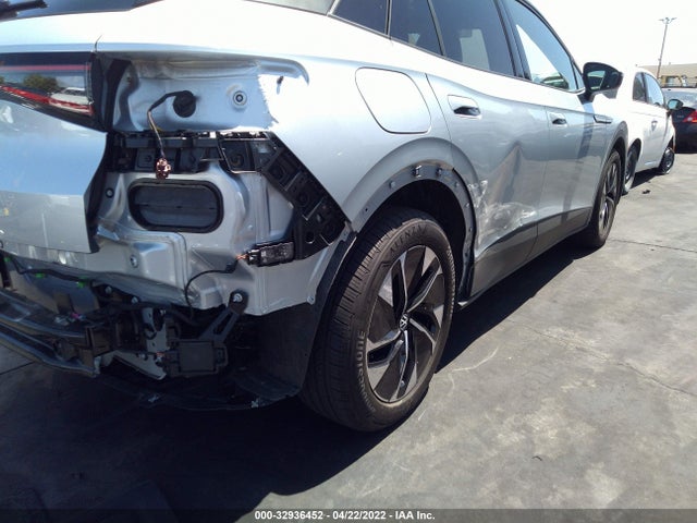 2021 Volkswagen ID.4, VIN: WVGTMPE26MP037650