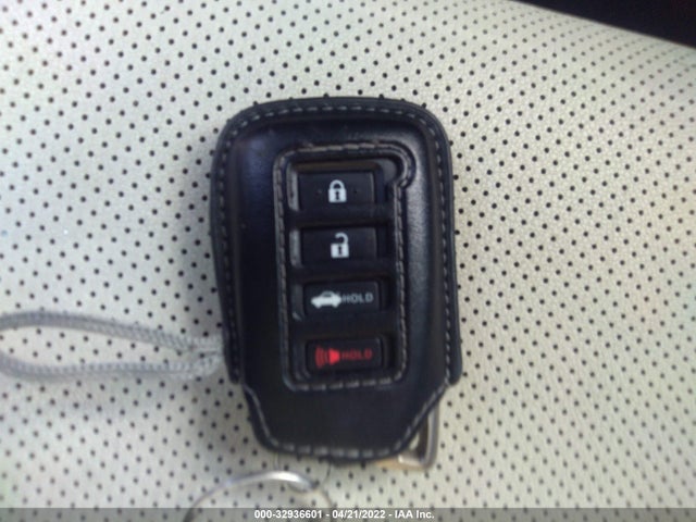 2021 Lexus IS, VIN: JTHGZ1B26M5046674