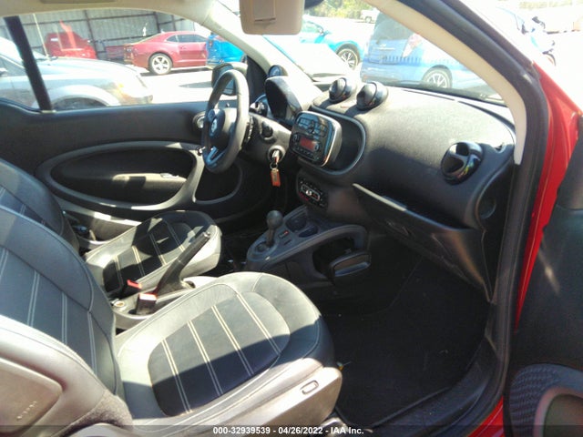 2017 Smart Fortwo, VIN: WMEFJ5DA1HK177584