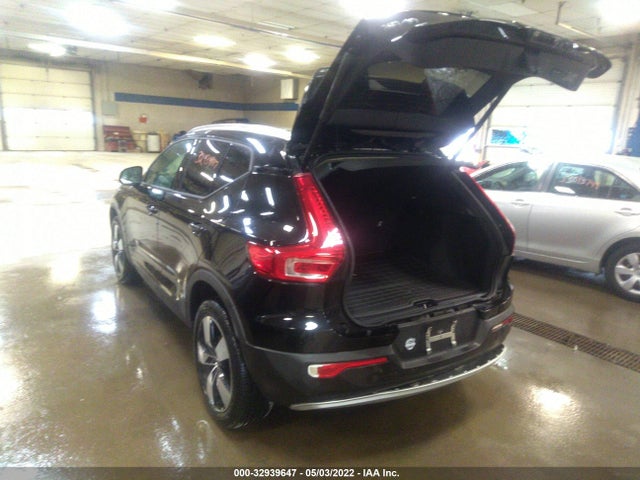 2022 Volvo XC40, VIN: YV4162UK6N2676889