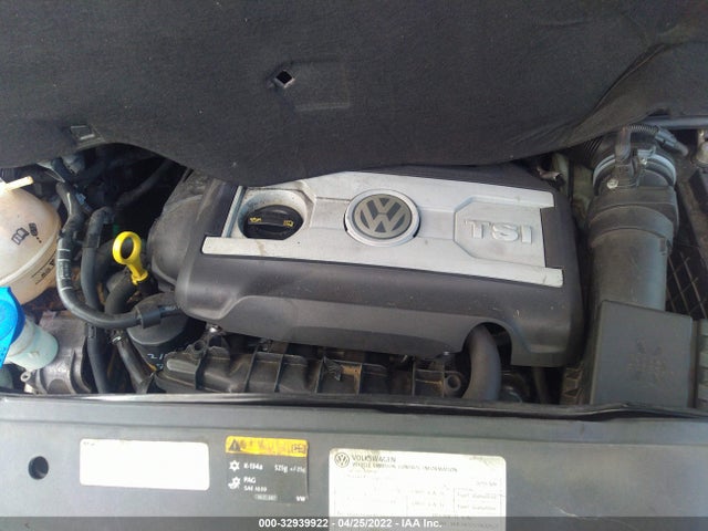 2015 Volkswagen Eos, VIN: WVWFW8AH7FV000116