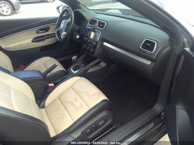 2015 Volkswagen Eos, VIN: WVWFW8AH7FV000116