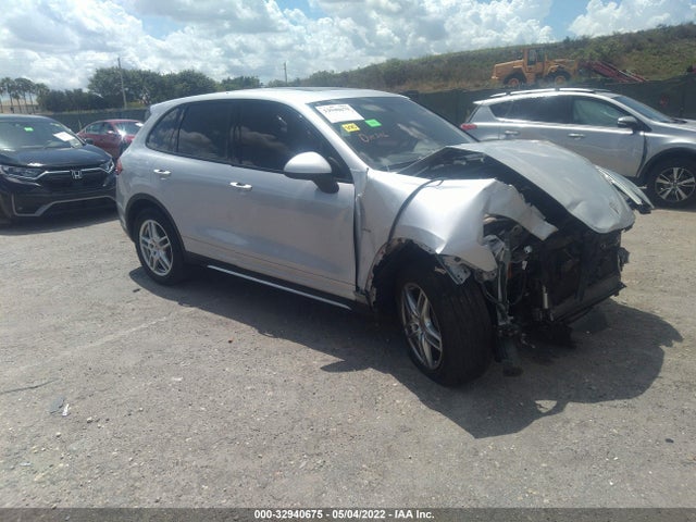 2014 Porsche Cayenne, VIN: WP1AF2A20ELA33423