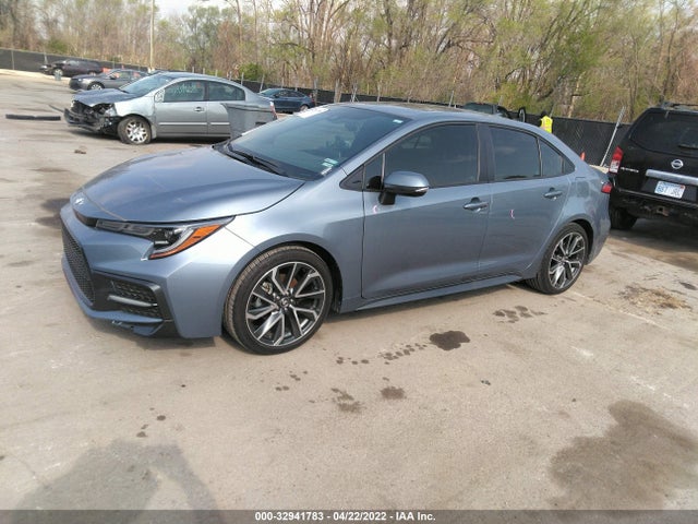 Toyota COROLLA SE 2021 5YFP4MCE4MP060666 Image 2