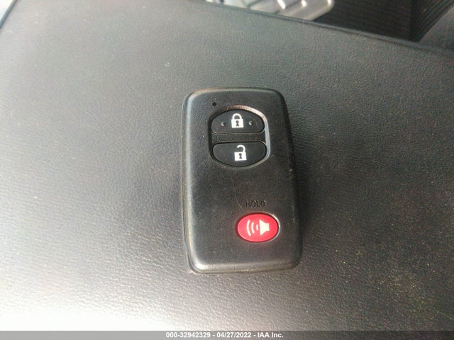 2016 Toyota Prius, VIN: JTDZN3EU7GJ045379