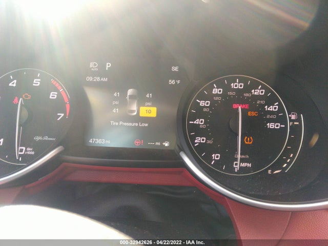 2019 Alfa Romeo Giulia, VIN: ZARFANAN5K7622673