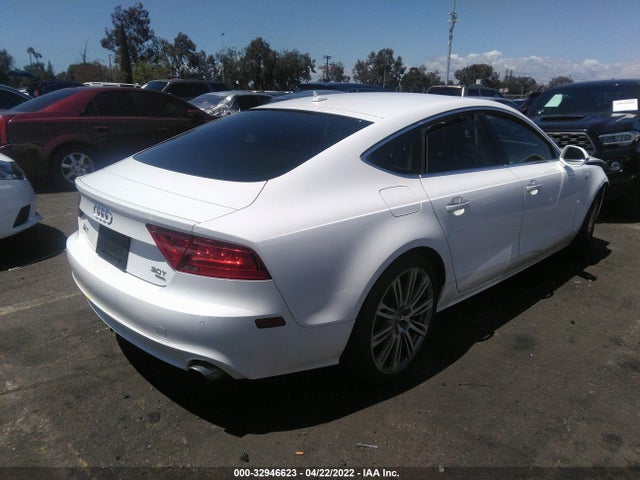 2014 Audi A7, VIN: WAUWGAFC6EN152482