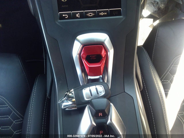 2021 Lamborghini Huracan, VIN: ZHWUT5ZF3MLA16074