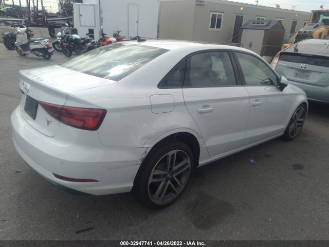 2020 Audi A3, VIN: WAUAUGFF3LA040601