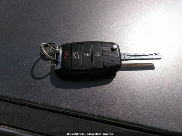 5XXGT4L30GG098054 KIA Optima Lx