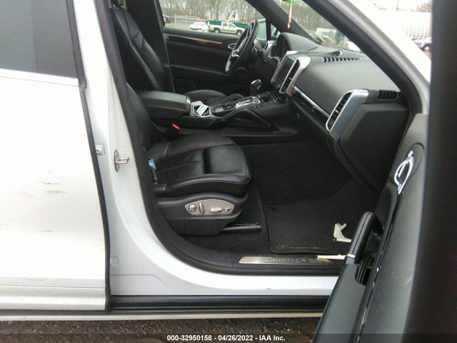 2017 Porsche Cayenne, VIN: WP1AB2A2XHLA53534