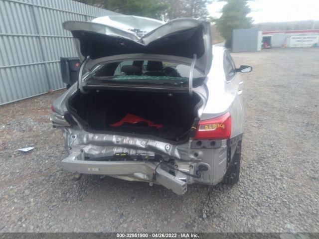 1G1ZD5STXJF231544 Chevrolet MALIBU LT