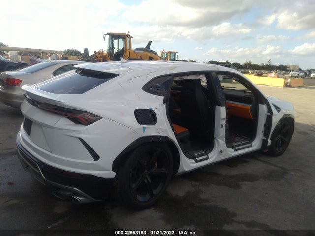 2019 Lamborghini URUS, VIN: ZPBUA1ZLXKLA01913
