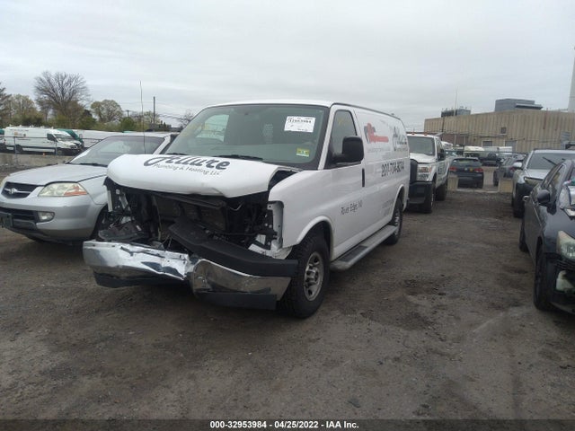 2018 GMC Savana, VIN: 1GTW7AFG2J1909921