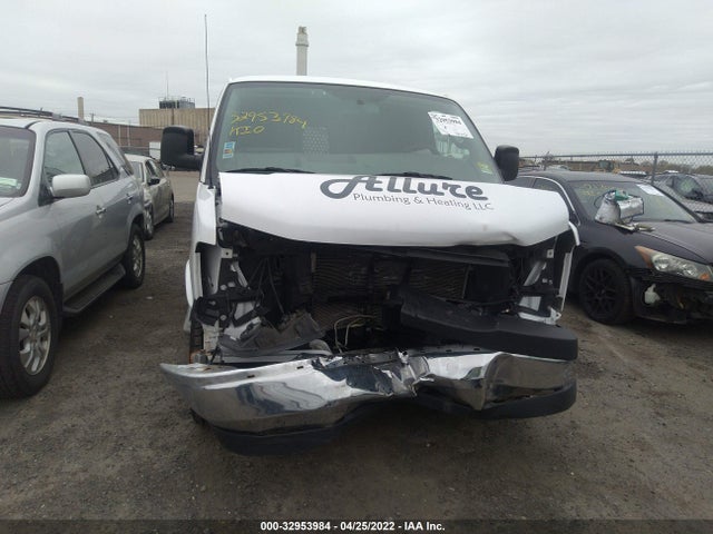 2018 GMC Savana, VIN: 1GTW7AFG2J1909921